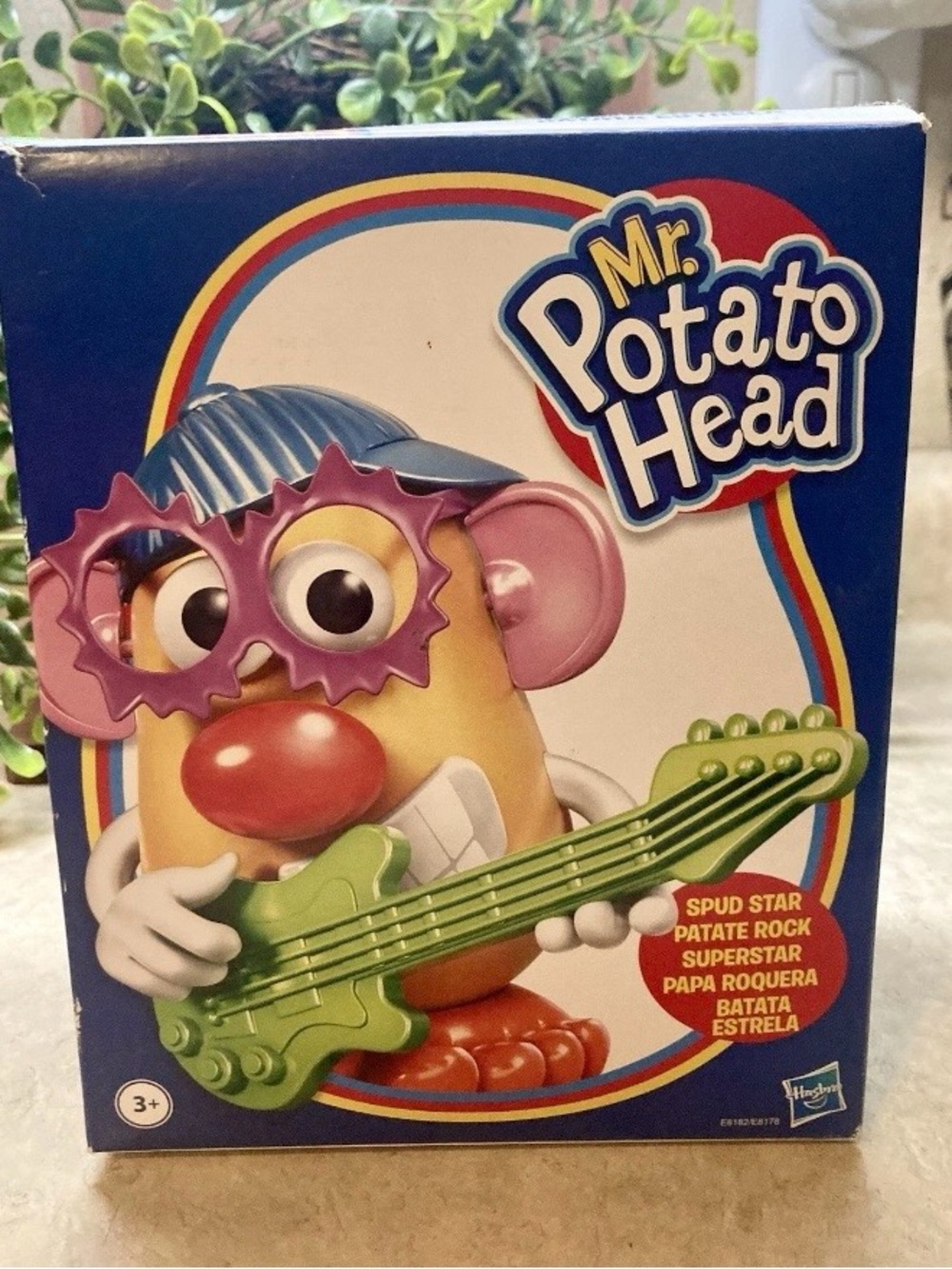 MR Potato Head 11 Pieces Green Hat 2019 Hasbro New Ages 3+ Classic Toys